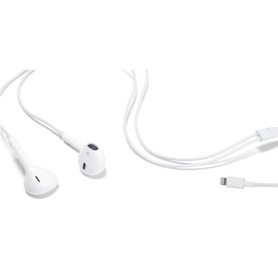 EarPods with Lightning Connector