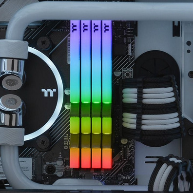 Thermaltake ToughRAM B 16GB (2x8GB) DDR4 3200 MHz RAM